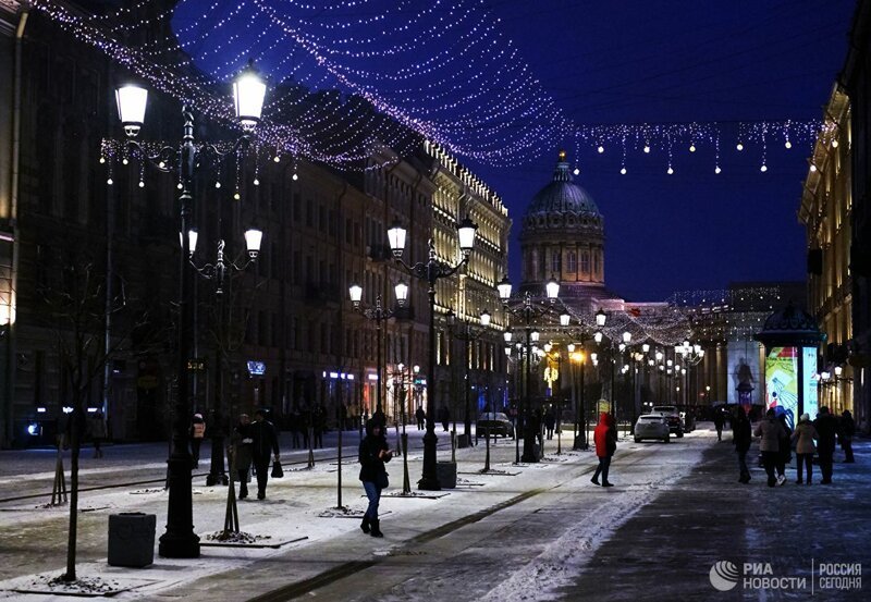 Малая Конюшенная улица — одна из главных площадок празднования Нового года в Санкт-Петербурге.