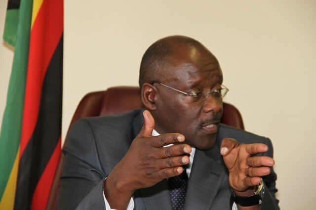 Размер играет роль: министр из Зимбабве раскритиковал китайские презервативы