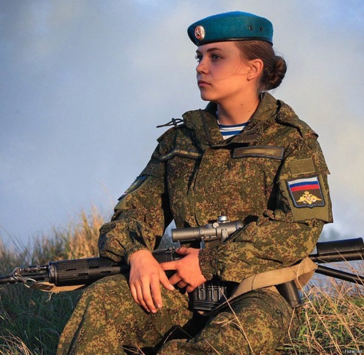 фото русских военных девушек