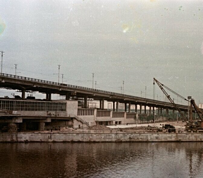Мост в Лужниках
