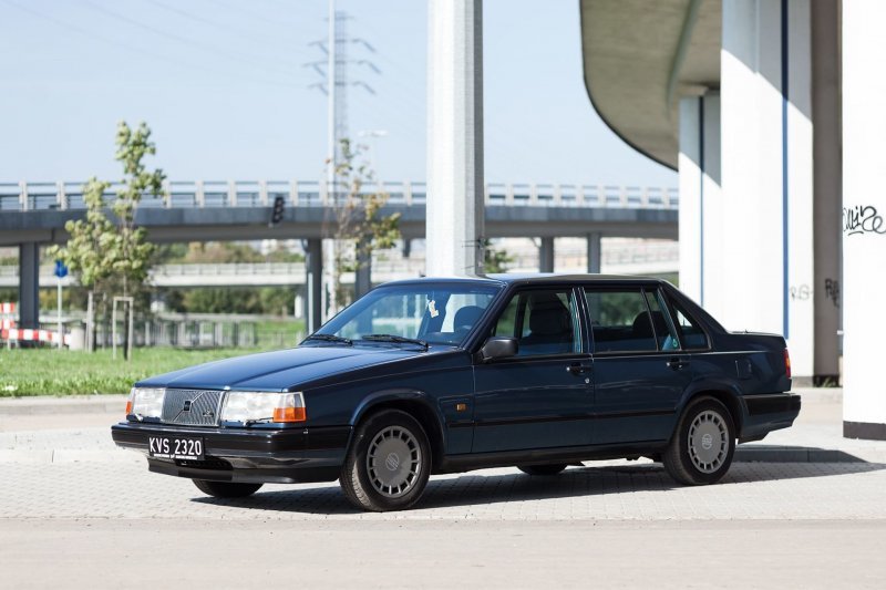 Volvo 940 GLE - янгтаймер из 90-х