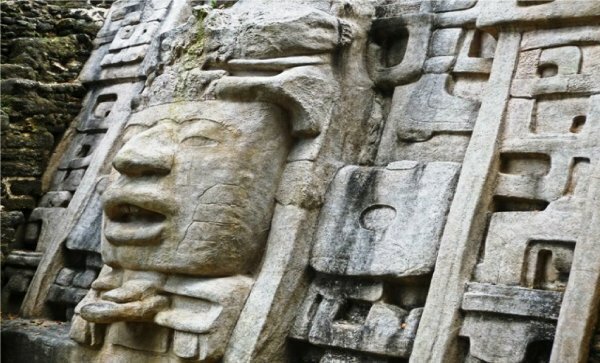 «По ночам слышны вопли»: Археологи обнаружили мистический город индейцев Майя