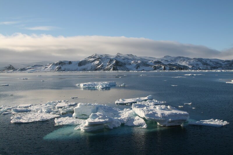 Антарктида теряет в 6 раз больше льда, чем в 1970-е, угрожая многометровым подъемом уровня моря