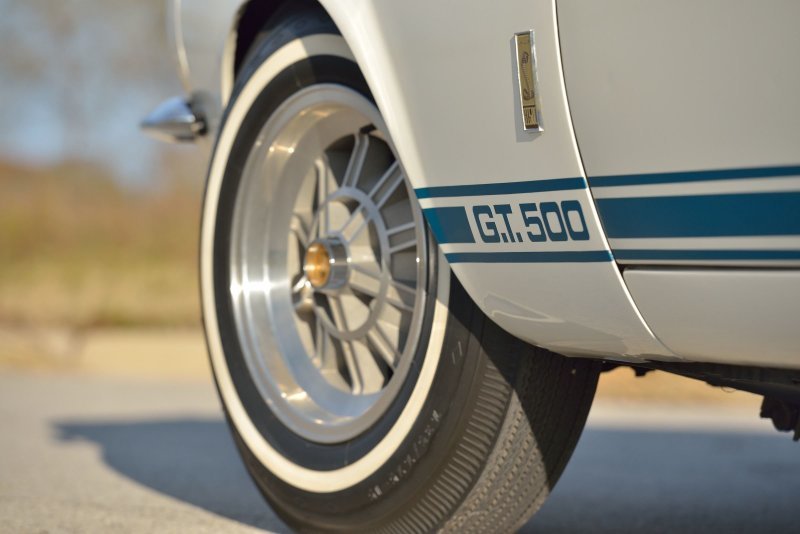 Shelby GT500 Super Snake 1967  становится самым дорогим "Мустангом" в мире
