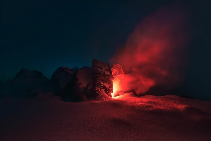 Песнь льда и пламени: огненные фантазии норвежского фотографа