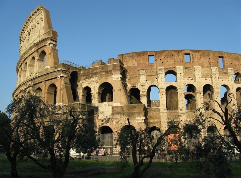 Рим - "Вечный город" днём и ночью