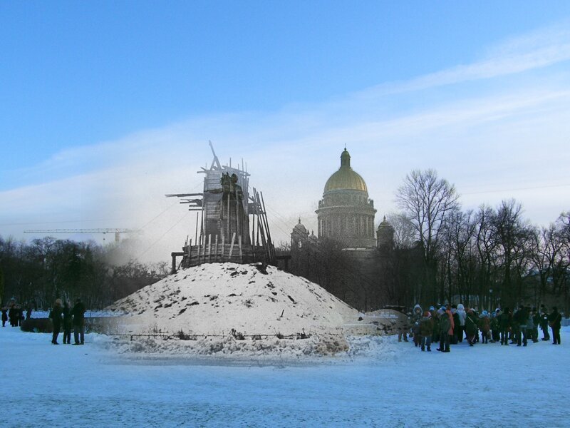 Ленинград 1941-2009 Площадь Декабристов. Медный всадник укрытый от повреждений 