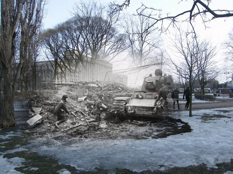 Ленинград 1942-2009 Московская площадь.Тяжелый танк КВ-1на боевой позиции. Подготовка к бою 
