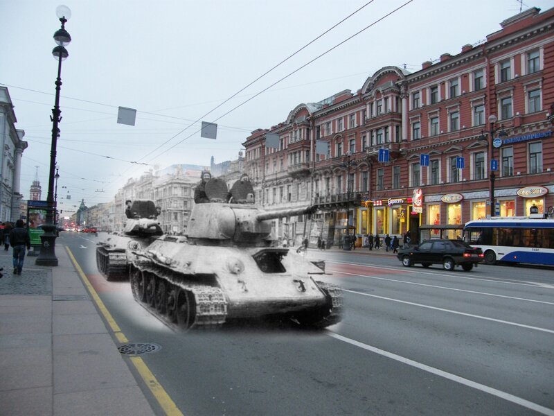 Ленинград 1943-2009 Невский проспект. Танки Т-34-76 образца 1942 и 1940 годов 