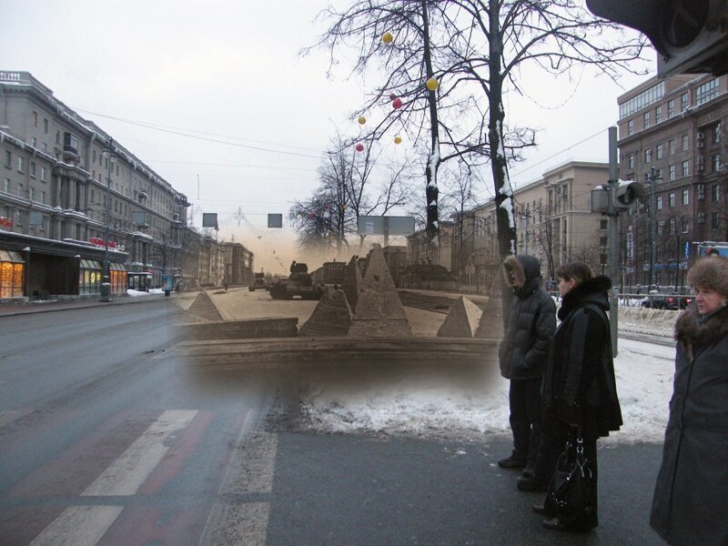 Ленинград 1942-2010 Угол Московского проспекта и улицы Решетникова. Танки Т-34-76 