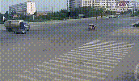 245b3f57eed72a754aac9f1c485e8b43.gif