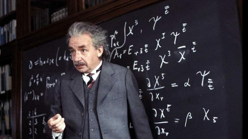 Слова Эйнштейна о Боге при награждении патриарха Кирилла оказались цитатой из фильма