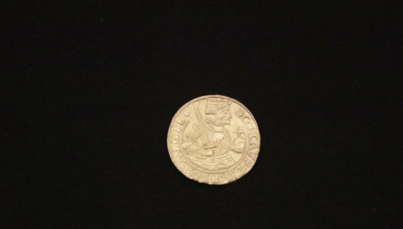 Коллекция монет золотых и серебряных  