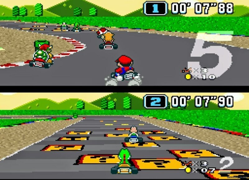 Изначально Mario Kart - игра-автосимулятор, выпущенная в 1992 году для платформы SNES. В игре культовые персонажи вселенной Nintendo участвуют в гонках друг против друга