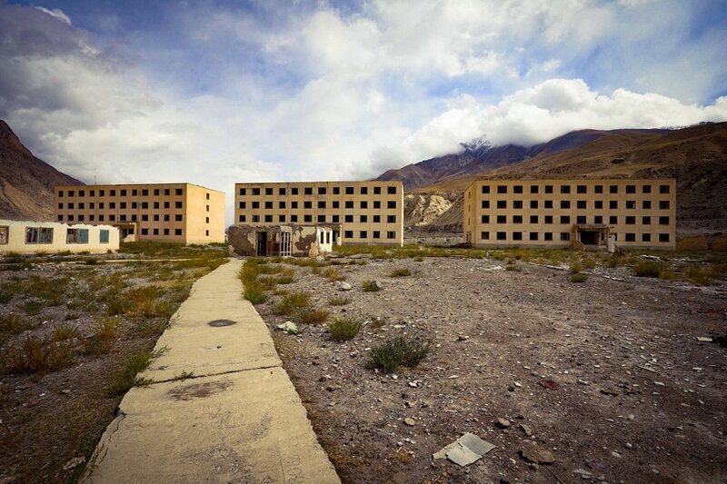 Советское величие превратилось в постапокалиптическую пустошь: заброшенные города Кыргызстана