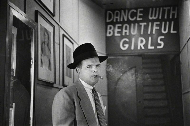 Социальный танцевальный зал на Бродвее, 1949.