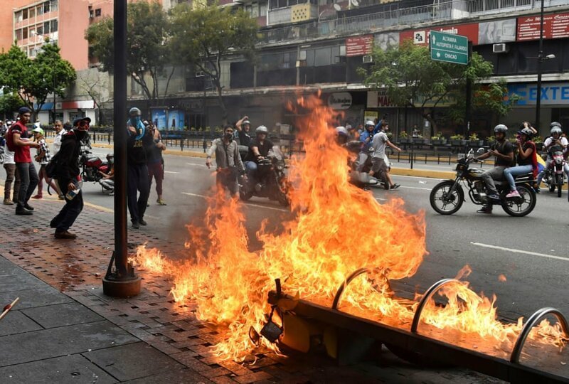 Фоторепортаж: народные протесты в Венесуэле