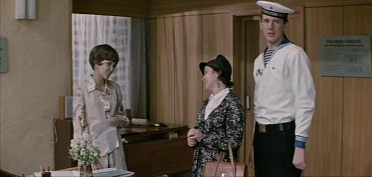 В том же 1973 году вышла еще одна картина с Абдуловым, «Возле этих окон…», в эпизоде которой Александр появился в образе Саши, молодого моряка, пришедшего в швейное ателье.