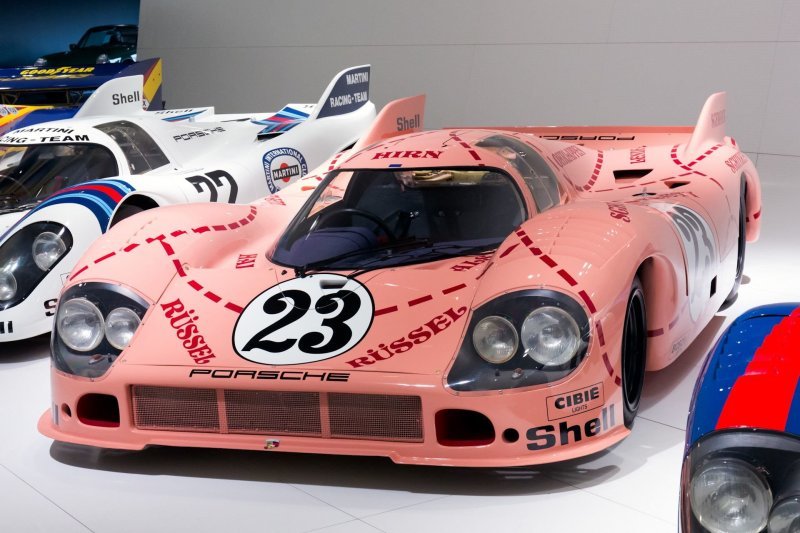 1. Розовый Porsche 917