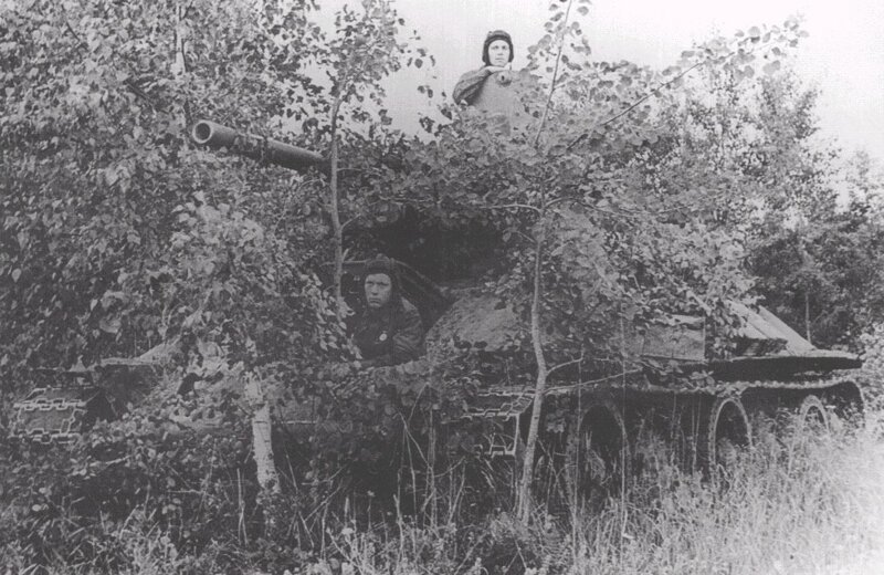 Заблуждение №3. Танк Т-34 действовал против немецких танков не из за засад, а в открытую.