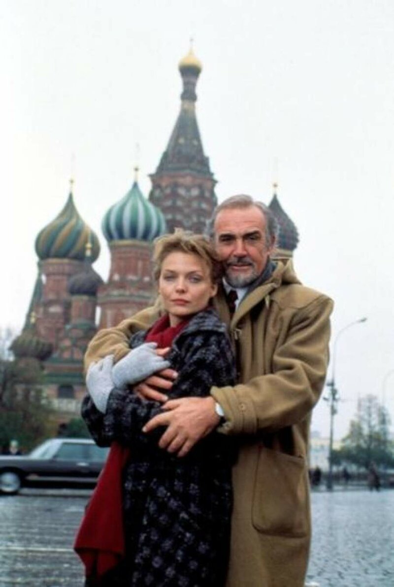 1990 год, Шон Коннери и Мишель Пфайффер на съемках фильма "Русский дом". 