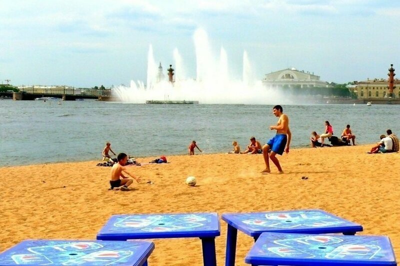 Городские пляжи СССР: раньше и теперь