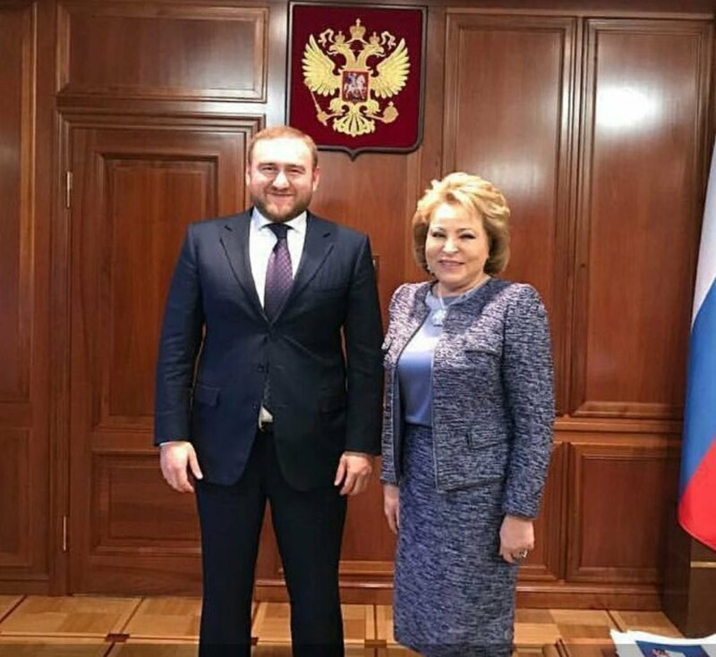 Это всё ожидаемо и трогательно