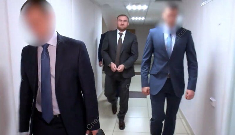 Драма с арестом в сенате