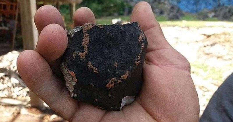 Национальная метеорологическая служба США заявила, что зафиксировала метеорит над Ки-Уэстом, штат Флорида, и его падение в западной части Кубы