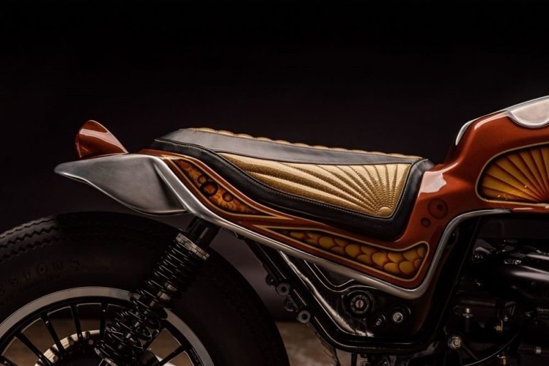 Кастом-байк Morning Glory на базе Moto Guzzi V9 Roamer от компании Revival Cycles