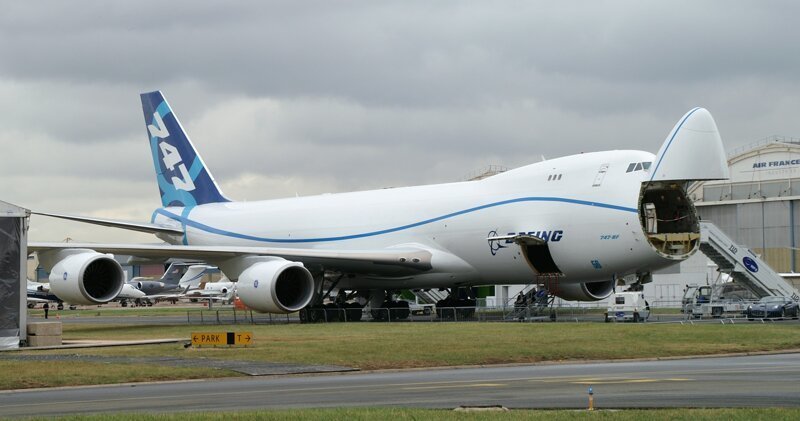 Самолет, который поменял все: какие стандарты в авиации до сих пор задает Boeing 747