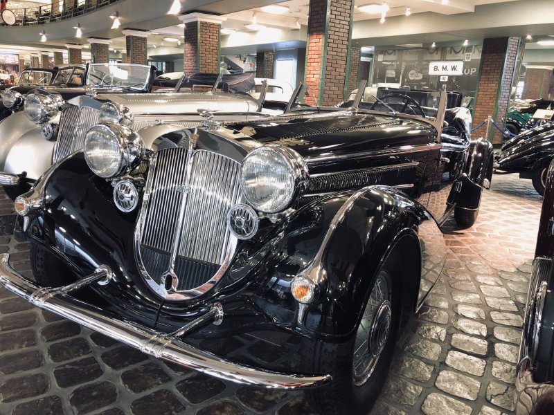6. Horch 853A Special-Roadster