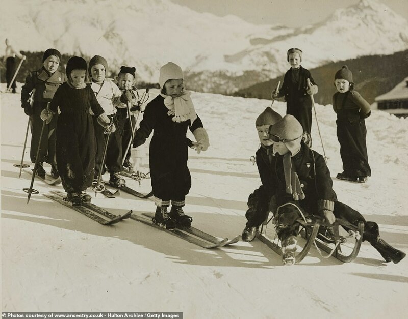 Маленькие лыжники в Санкт-Мориц, Швейцария, 1938 год