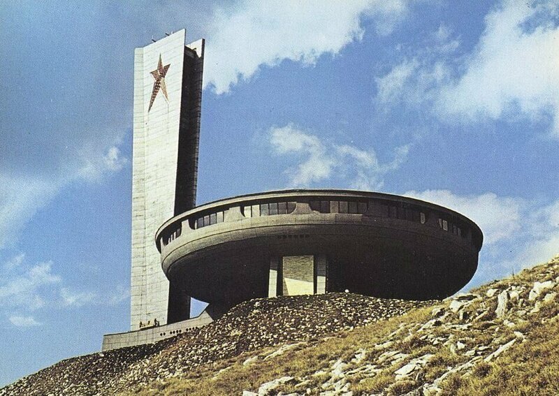 Дом-памятник на горе Бузлуджа, Болгария, 1974 год