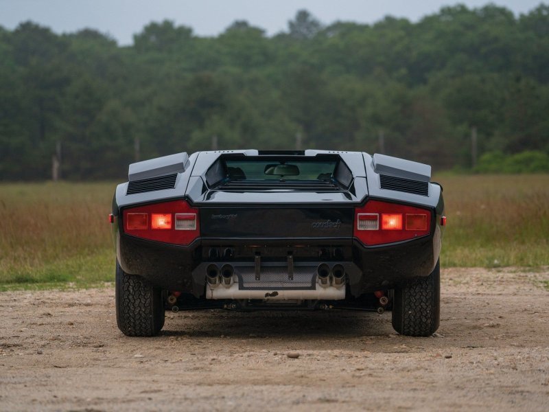 Lamborghini Countach LP400 «Periscopio»: ранний спорткар без безумной аэродинамики