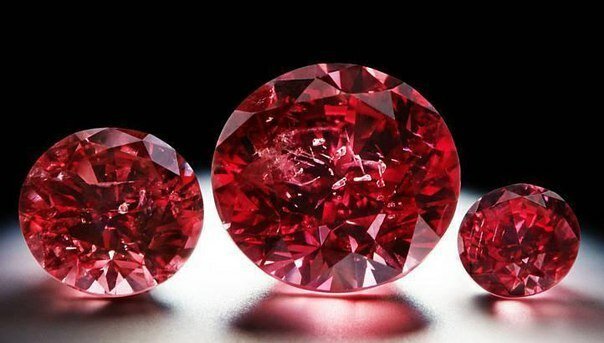 1 Самый дорогой камень — Красный алмаз