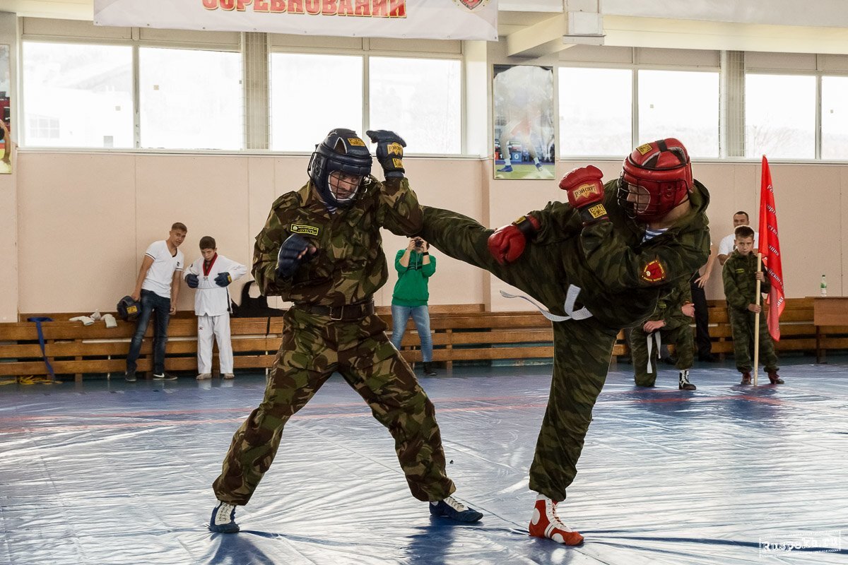 Фото рукопашных боев. АРБ армейский рукопашный бой. Рукопашный бой солдат РФ. Рукопашный бой гру Измайлово. АРБ спорт.