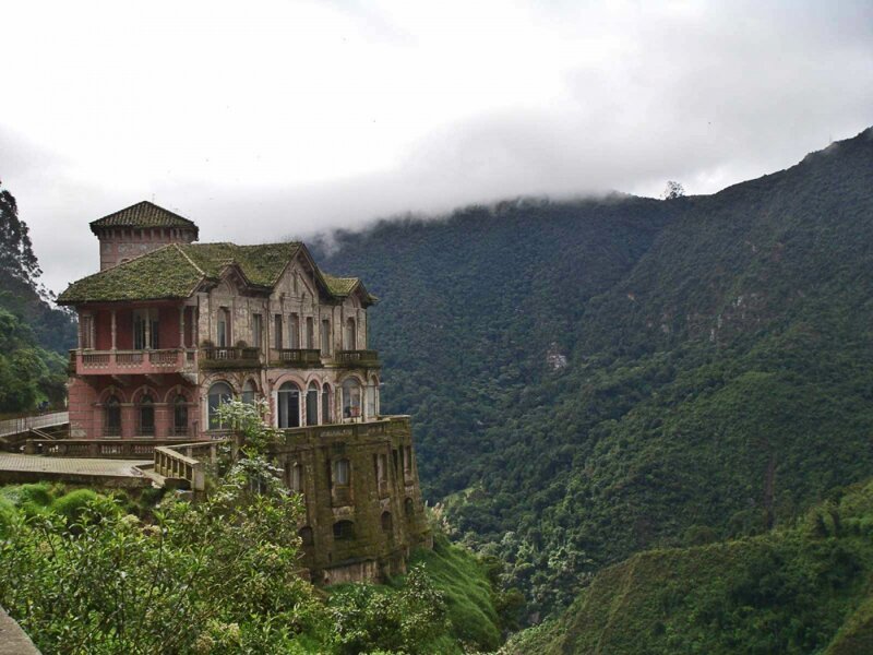 Заброшенный отель Refugio El Salto в Колумбии