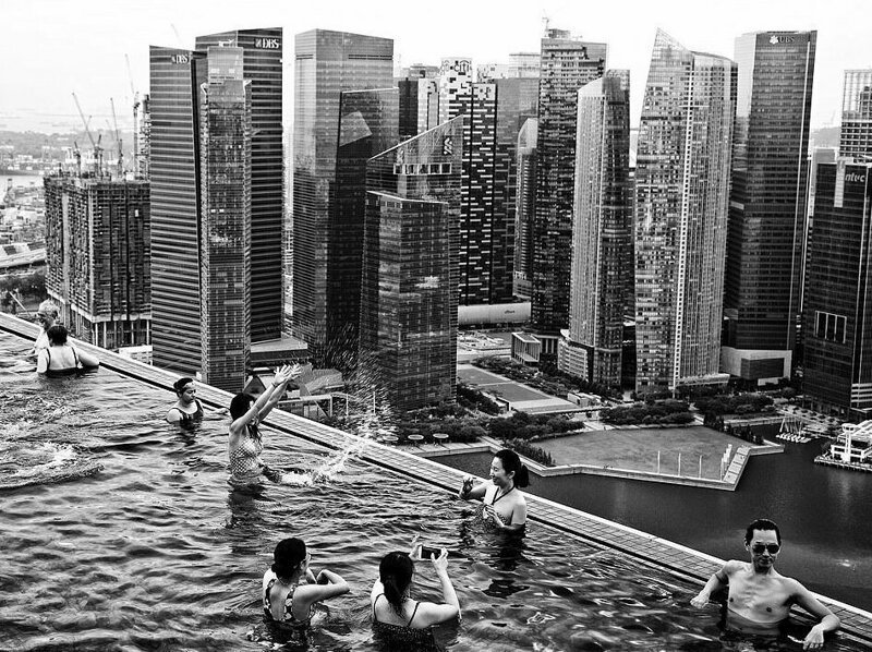 Знаменитый бассейн отеля Marina Bay Sands в Сингапуре (Роберт Хуберман, категория "Города")