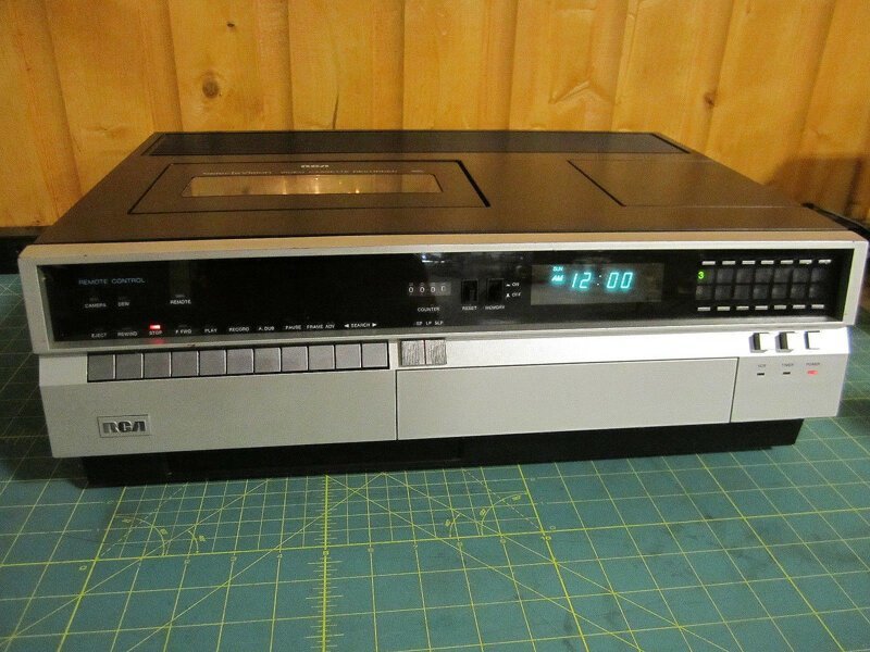 Навороченный аппарат RCA из 80-х