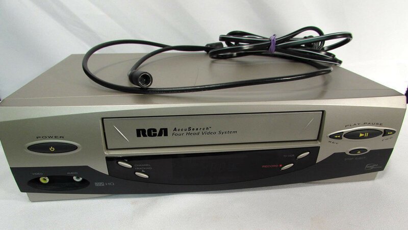 RCA VR556