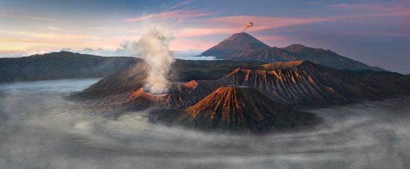 Вулкан Бромо на острове Ява, Индонезия. Автор фото: Callie Chee, Австралия.