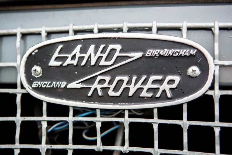 Cuthbertson: очень редкий Land Rover Series II на гусеницах
