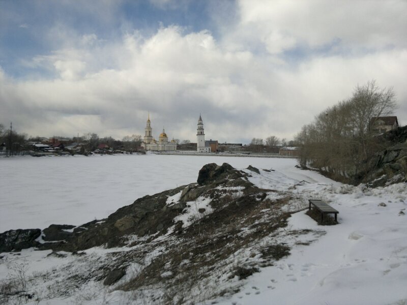 Невьянск — наш ответ Пизе и просто очень уютный городок на Урале