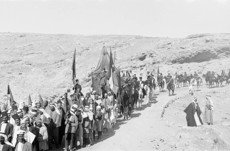 Вид свадебного шествия в Аммане. Иордания. 1930 год.