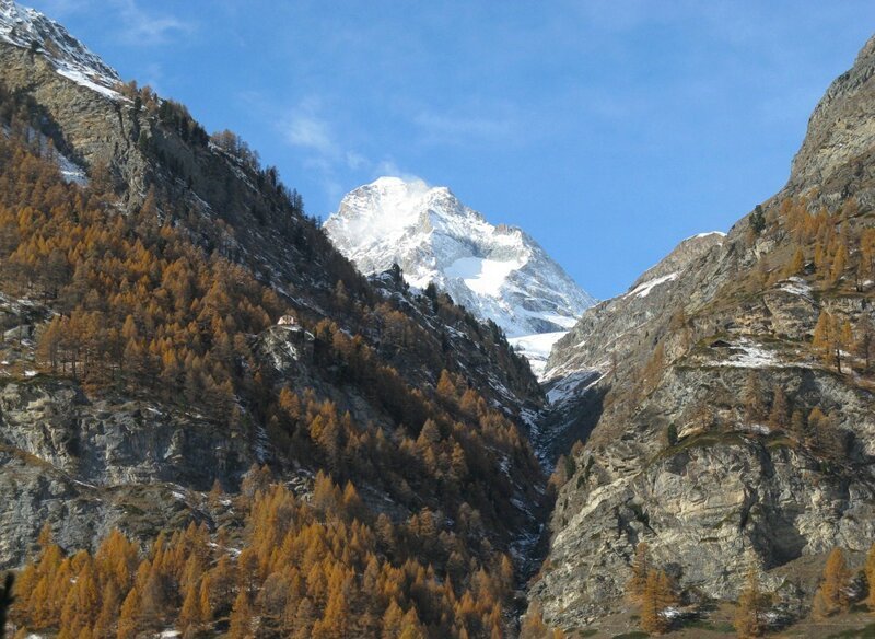 Швейцарские Альпы. Маттерхорн - самая фотографируемая гора в мире