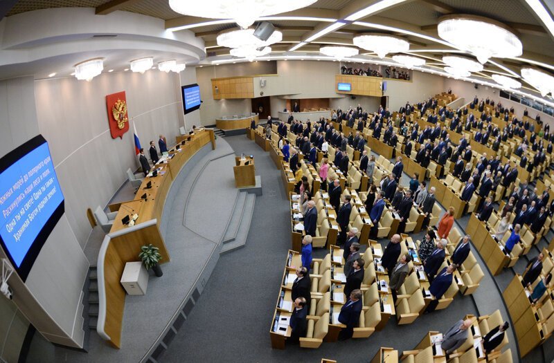 Депутаты хотят заставить граждан отдавать часть их дохода на строительство школ в России