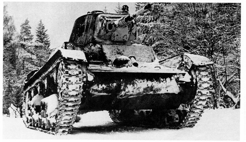 На фото  – Т-26 образца 1940 года