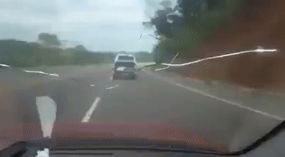 Подборка автомобильных гифок