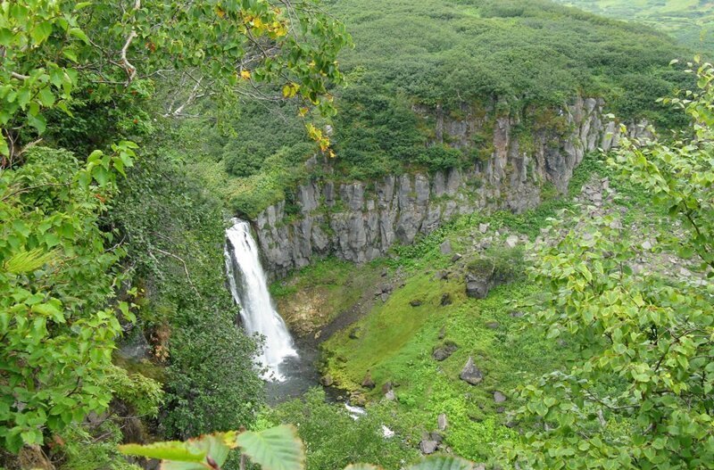 Камчатка. Красивый водопад и ещё несколько фотографий переезда с Южной Группы вулканов